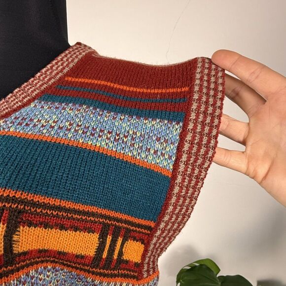 Vintage 70s 80s Knit Sweater Vest Southwestern Aztec Geometric Pattern - Picture 10 of 11